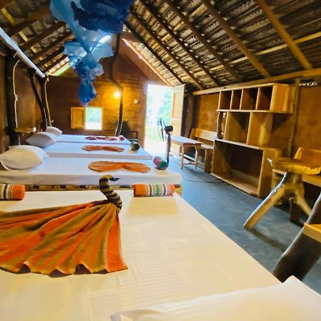 Yala Village Eco Tree House ティッサマハーラーマ エクステリア 写真