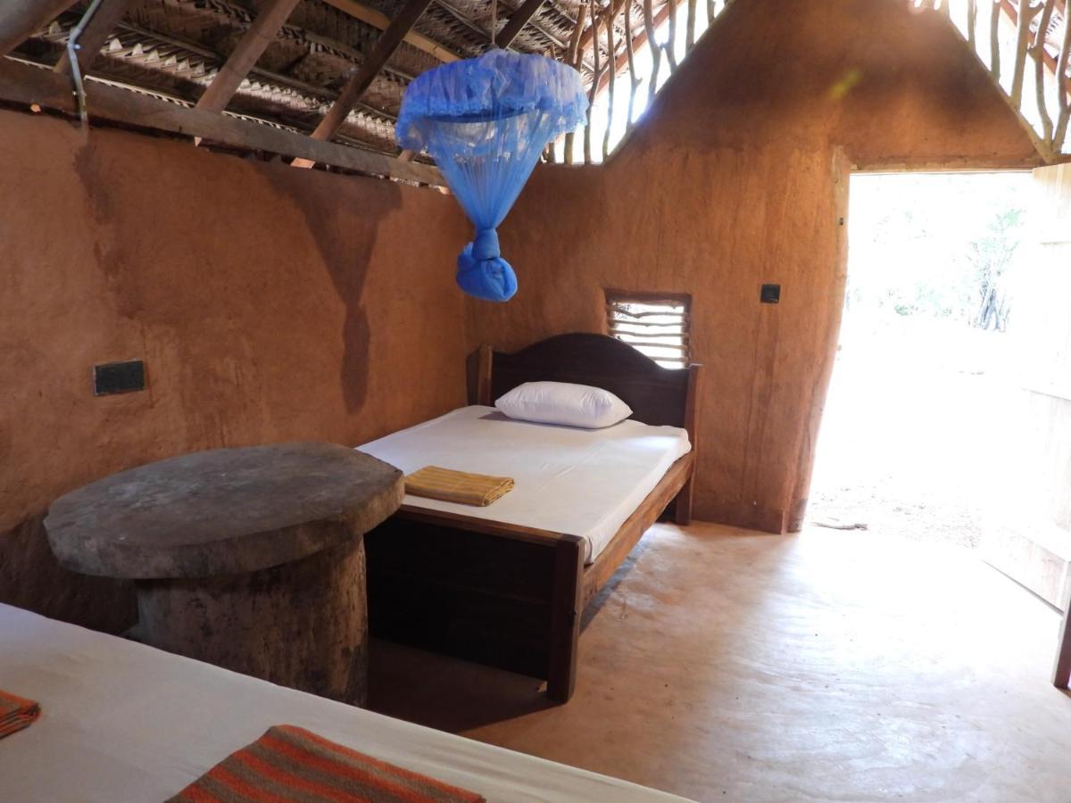 Yala Village Eco Tree House ティッサマハーラーマ エクステリア 写真